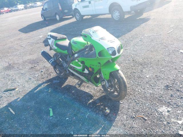  Salvage Kawasaki Zx750