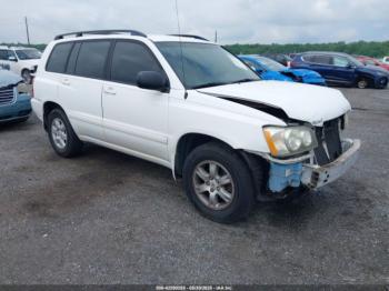  Salvage Toyota Highlander