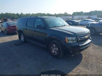  Salvage Chevrolet Suburban 1500