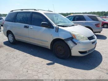  Salvage Toyota Sienna