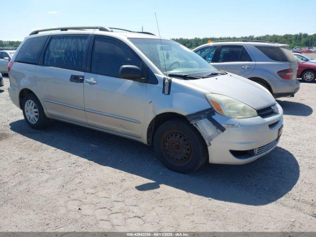  Salvage Toyota Sienna