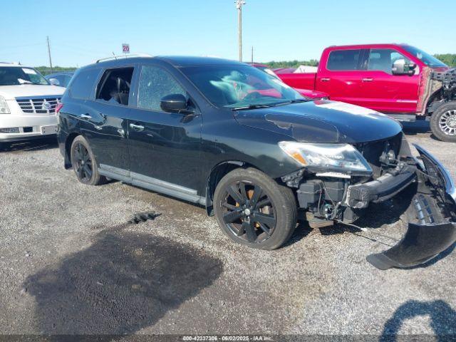  Salvage Nissan Pathfinder