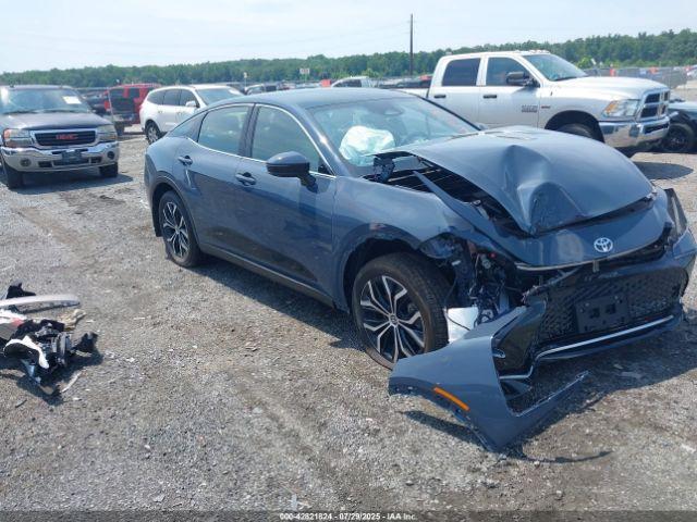  Salvage Toyota Crown