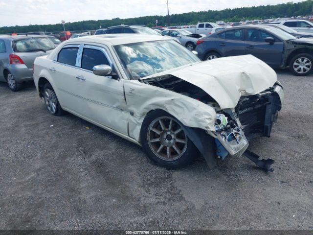 Salvage Chrysler 300c