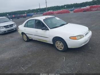  Salvage Ford Escort