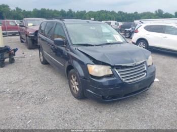  Salvage Chrysler Town & Country
