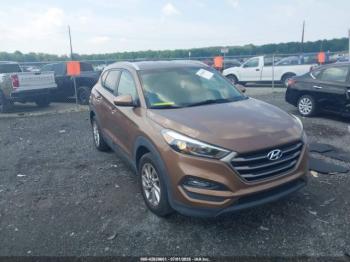  Salvage Hyundai TUCSON