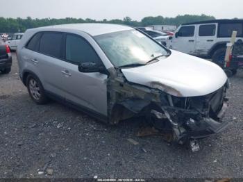  Salvage Kia Sorento