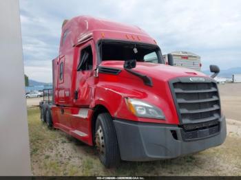  Salvage Freightliner New Cascadia 126