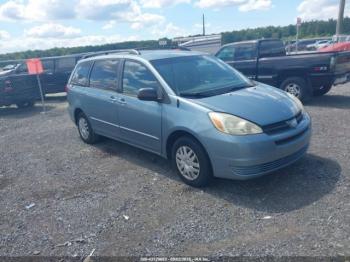  Salvage Toyota Sienna