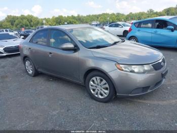  Salvage Kia Forte