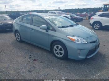  Salvage Toyota Prius