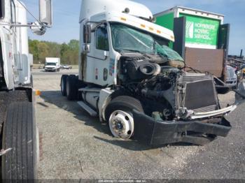 Salvage Freightliner Columbia