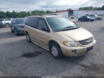  Salvage Chrysler Town & Country
