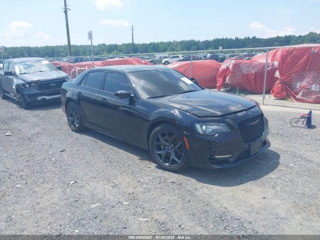  Salvage Chrysler 300