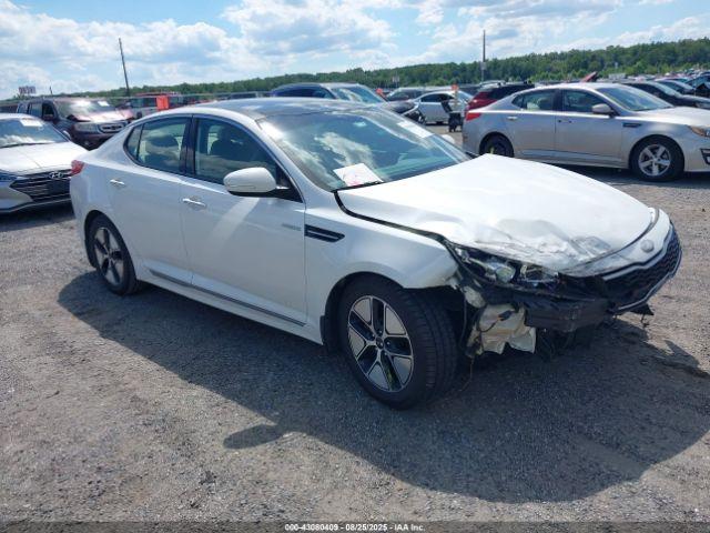  Salvage Kia Optima