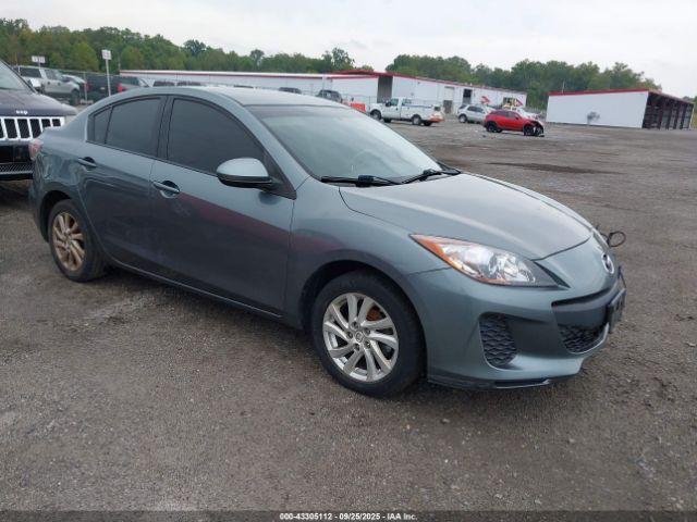  Salvage Mazda Mazda3