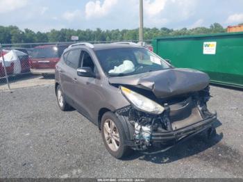  Salvage Hyundai TUCSON