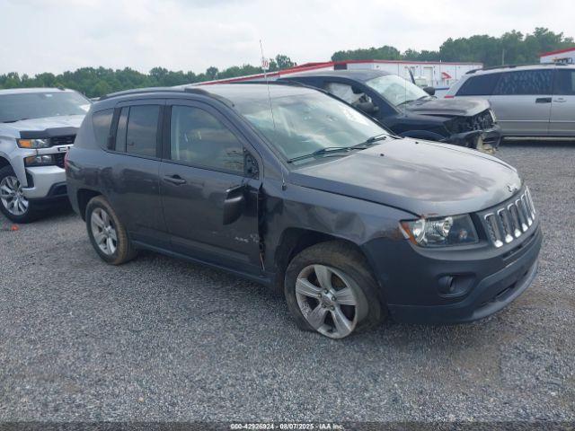  Salvage Jeep Compass
