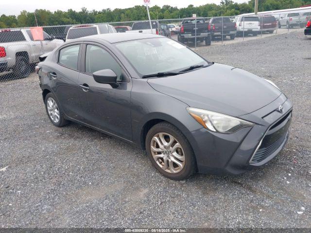  Salvage Toyota Yaris