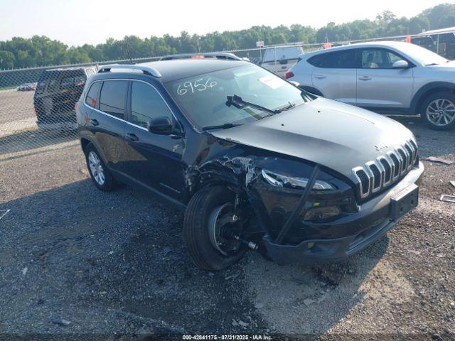  Salvage Jeep Cherokee