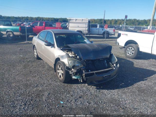  Salvage Nissan Altima