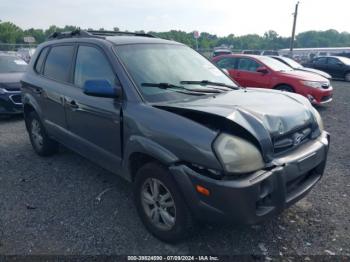  Salvage Hyundai TUCSON