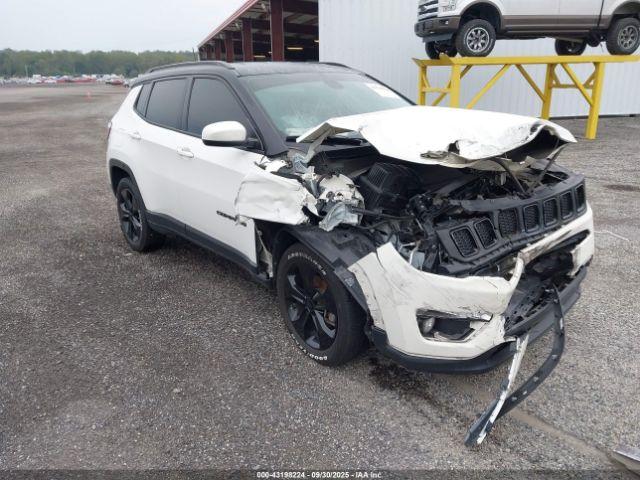  Salvage Jeep Compass