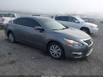  Salvage Nissan Altima