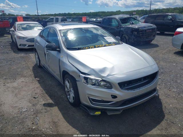  Salvage Volvo S60
