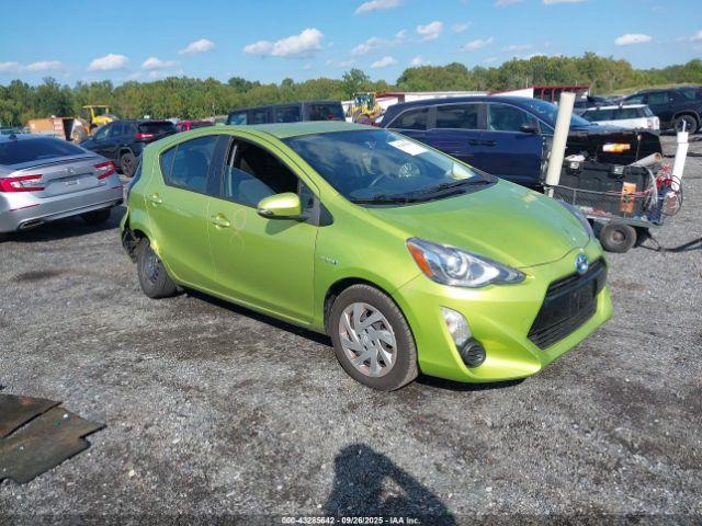  Salvage Toyota Prius c