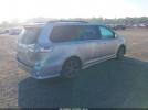 Toyota Sienna Se Image 4