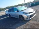 Toyota Sienna Se Image 10