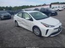 Toyota Prius L Image 1