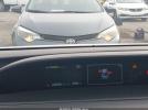 Toyota Prius L Image 6