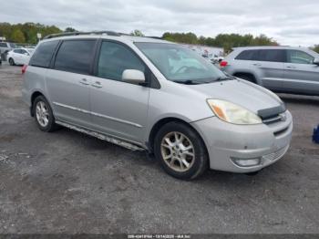  Salvage Toyota Sienna