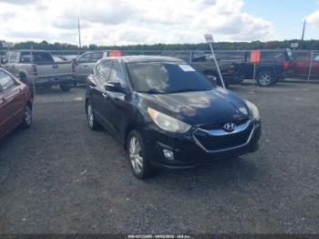  Salvage Hyundai TUCSON
