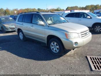  Salvage Toyota Highlander