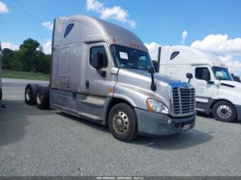  Salvage Freightliner Cascadia 125