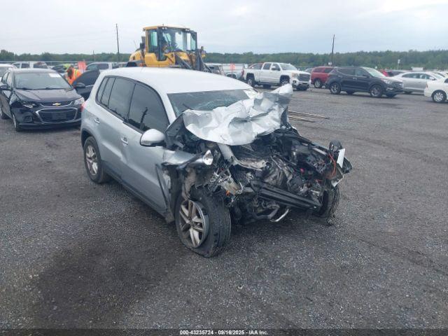  Salvage Volkswagen Tiguan
