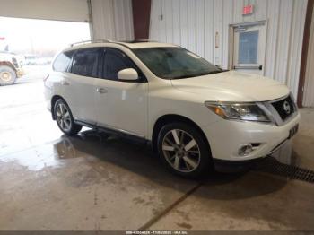  Salvage Nissan Pathfinder