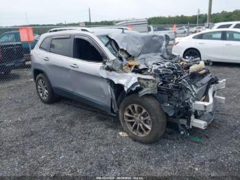 Salvage Jeep Cherokee