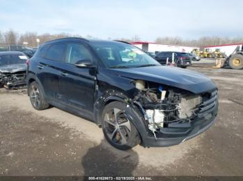  Salvage Hyundai TUCSON