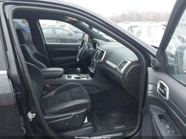 Jeep Grand Cherokee Srt8 Image 6