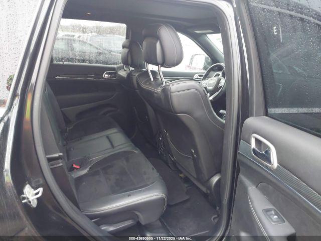 Jeep Grand Cherokee Srt8 Image 7