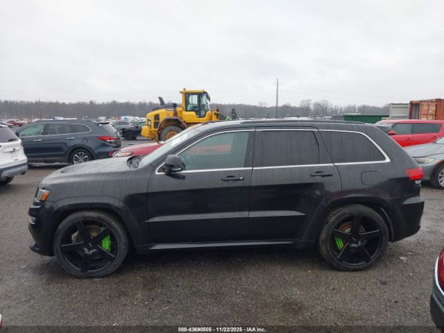 Jeep Grand Cherokee Srt8 Image 14