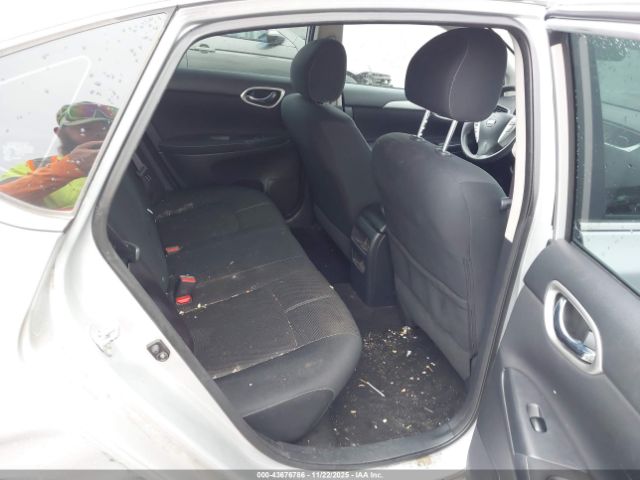 Nissan Sentra S Image 2