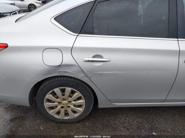 Nissan Sentra S Image 11