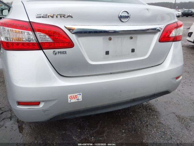 Nissan Sentra S Image 9