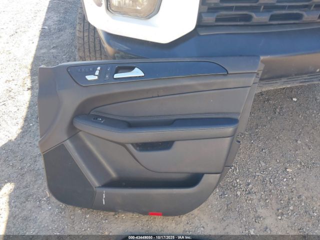 Mercedes-Benz Gls-class 4matic Image 14